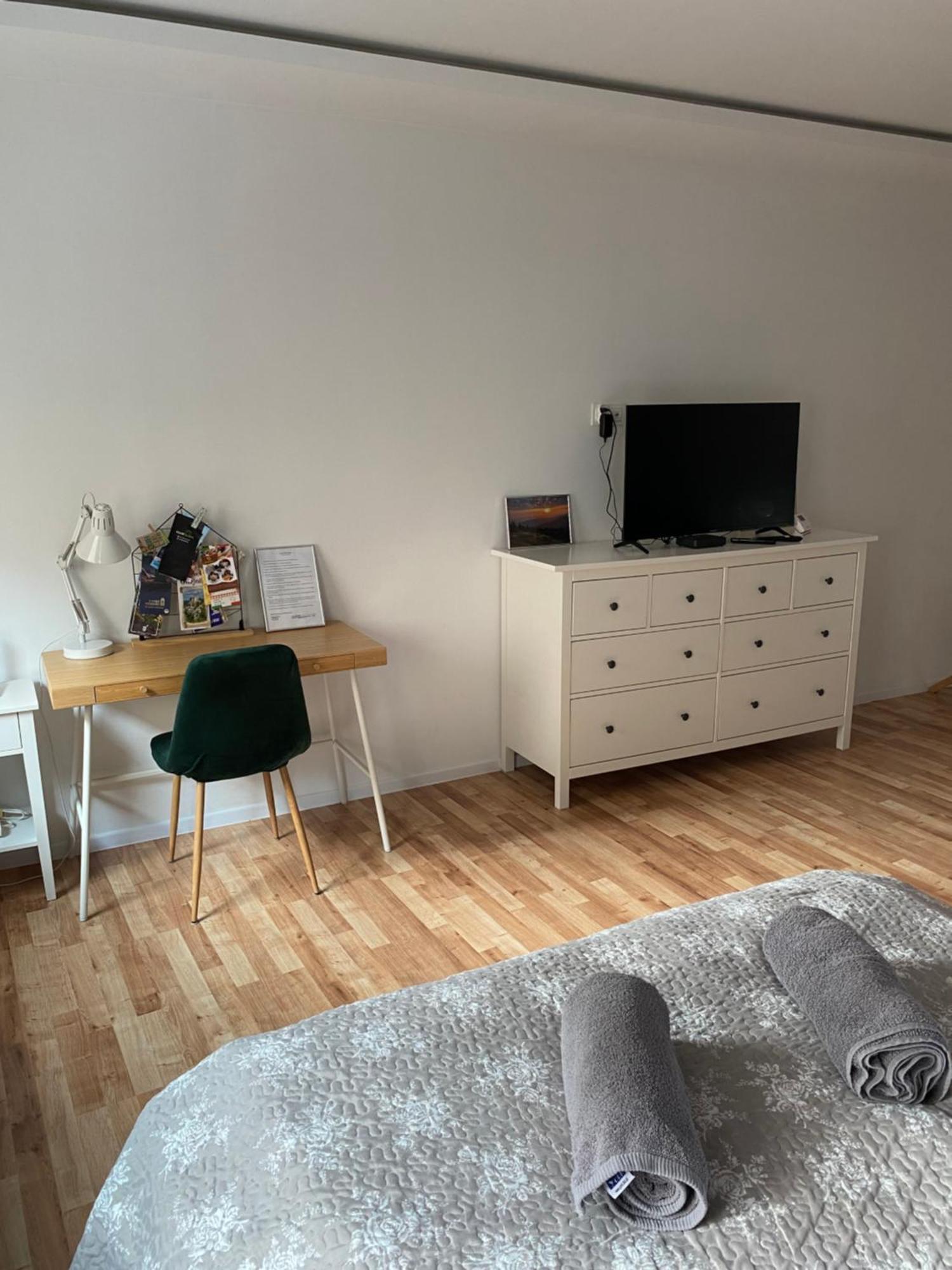 Apartament Pogodny เยเลเนียกูรา ภายนอก รูปภาพ