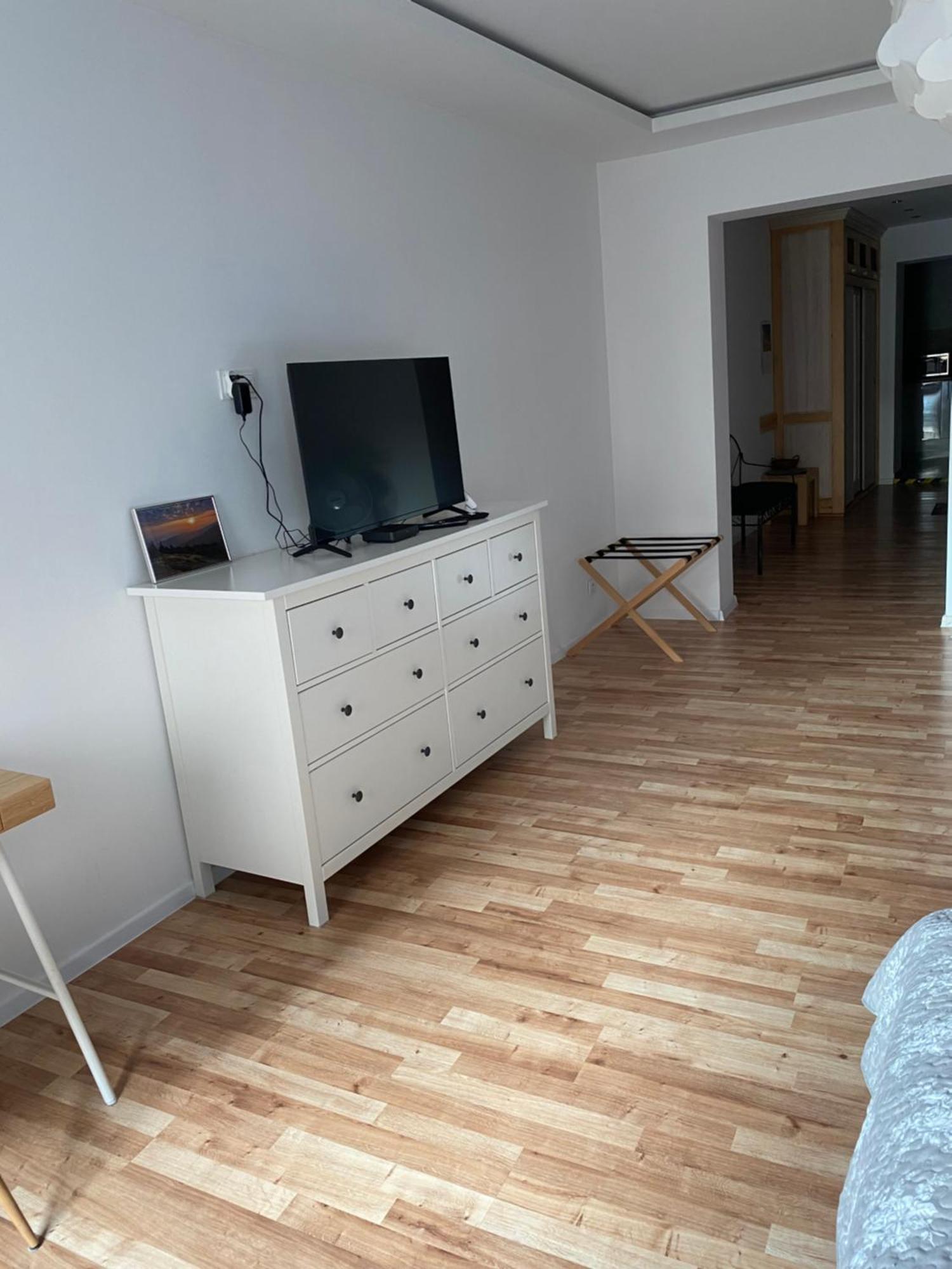 Apartament Pogodny เยเลเนียกูรา ภายนอก รูปภาพ